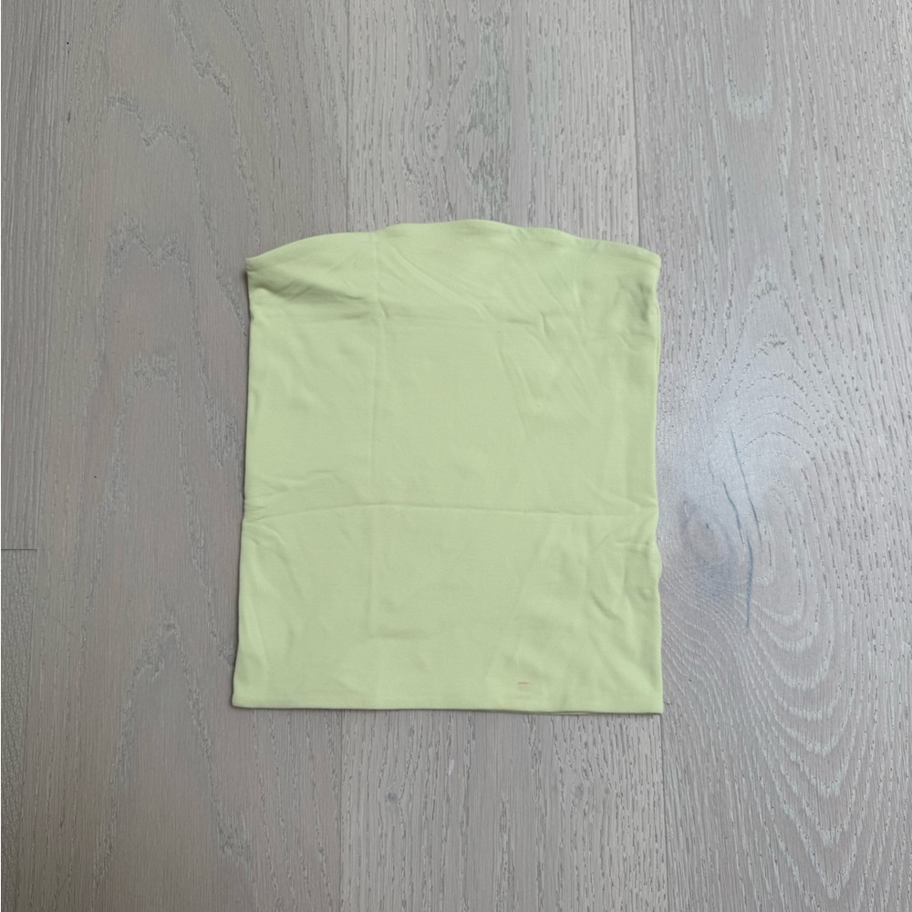 Aritzia Babaton Contour Tube Top Light Yellow Size 2XS